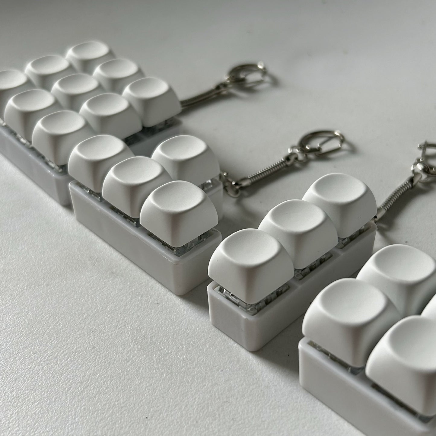 Key-press stress-relieving toy