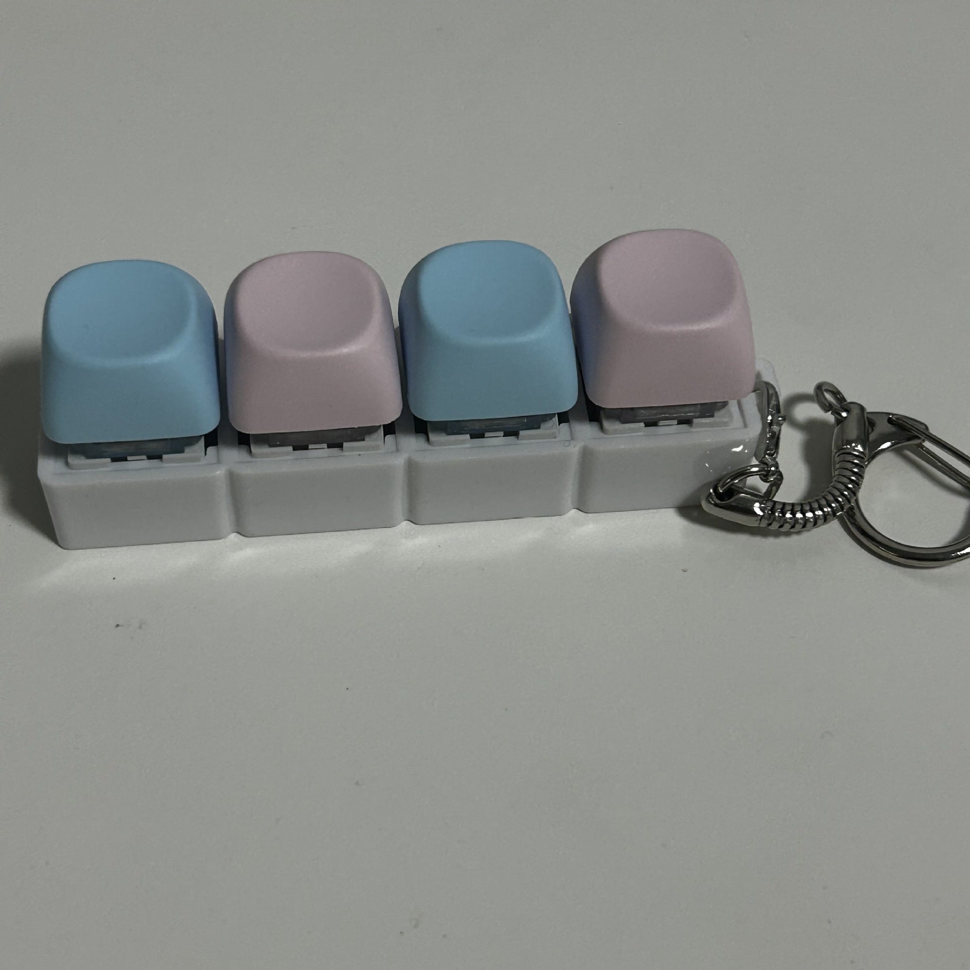 Key-press stress-relieving toy