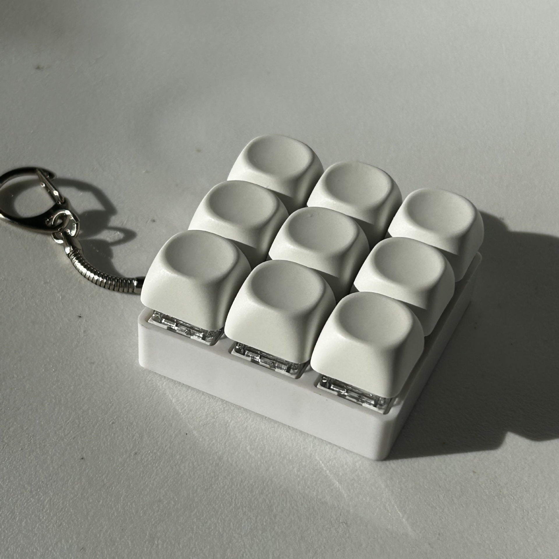 Key-press stress-relieving toy