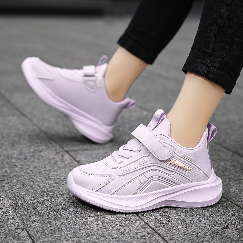 kids sports shoes