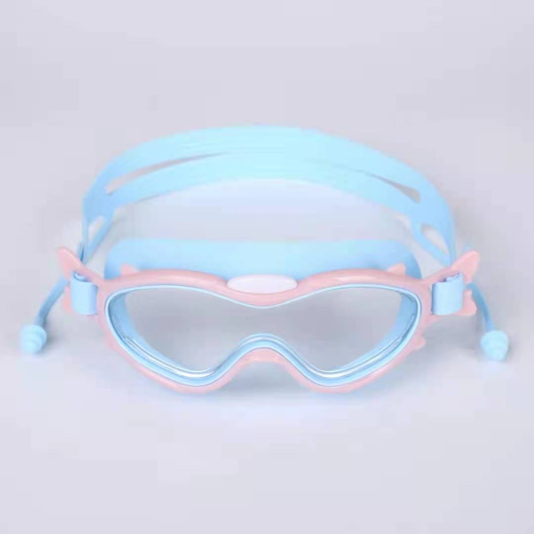 kids' swim goggles