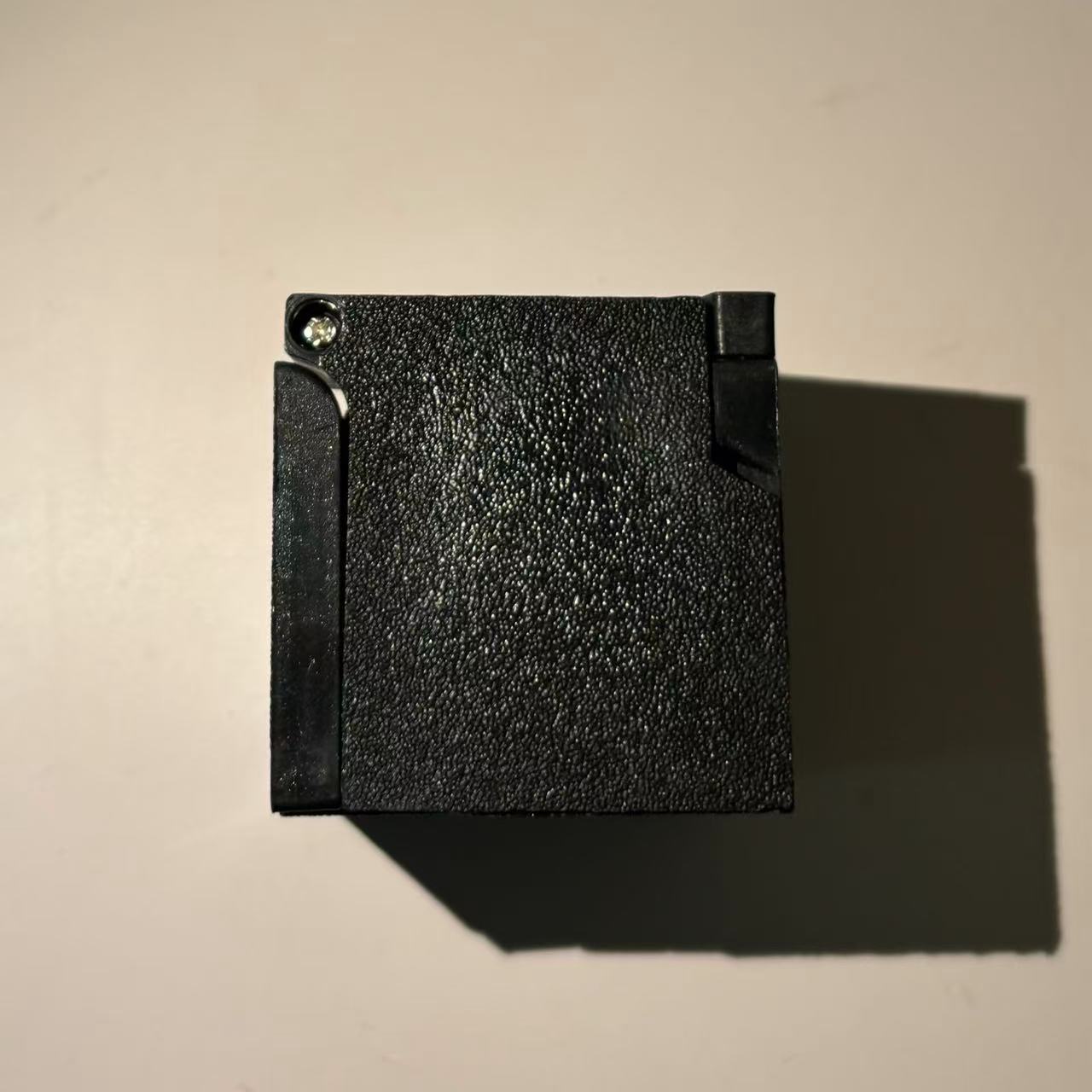 Kinetic Ring Box