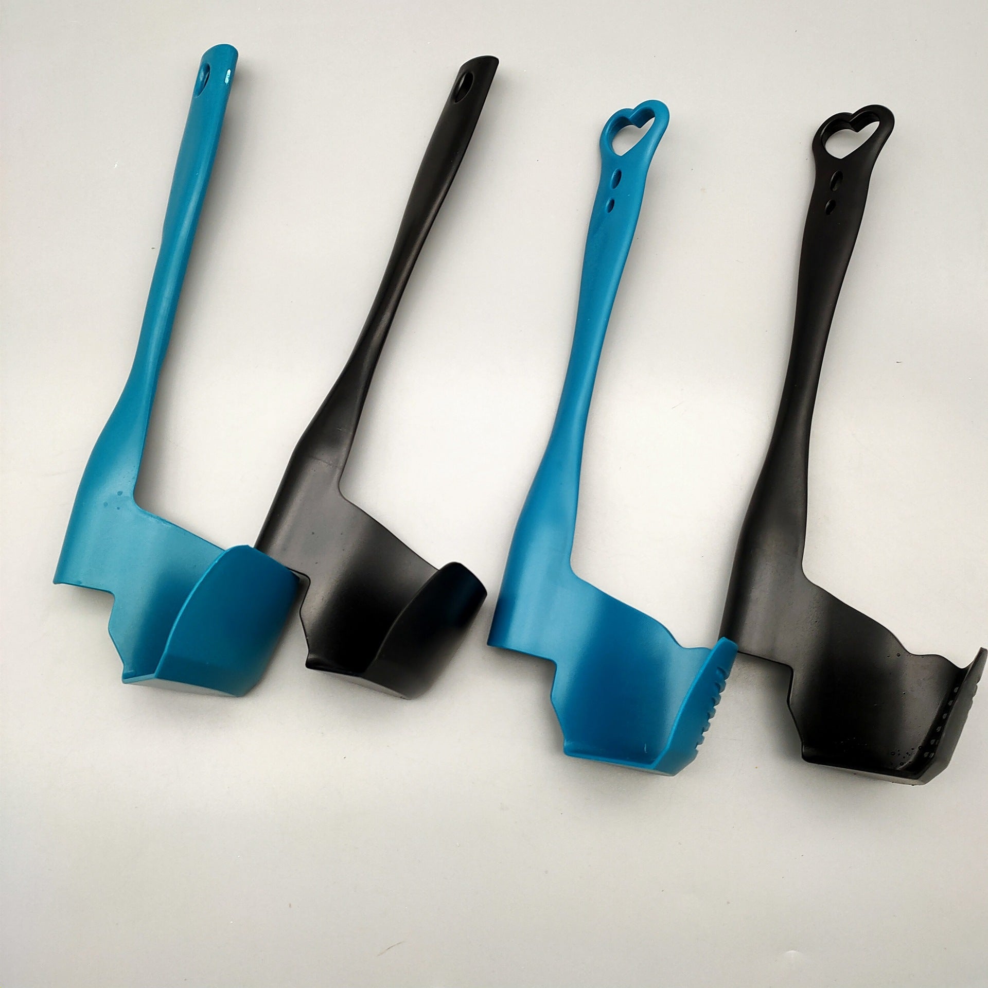 Kitchen Multifunctional Rotating Scraper