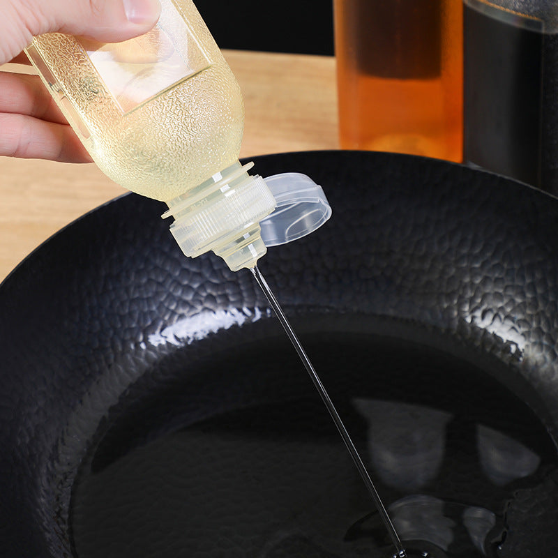 Kitchen plastic seasoning oil bottle