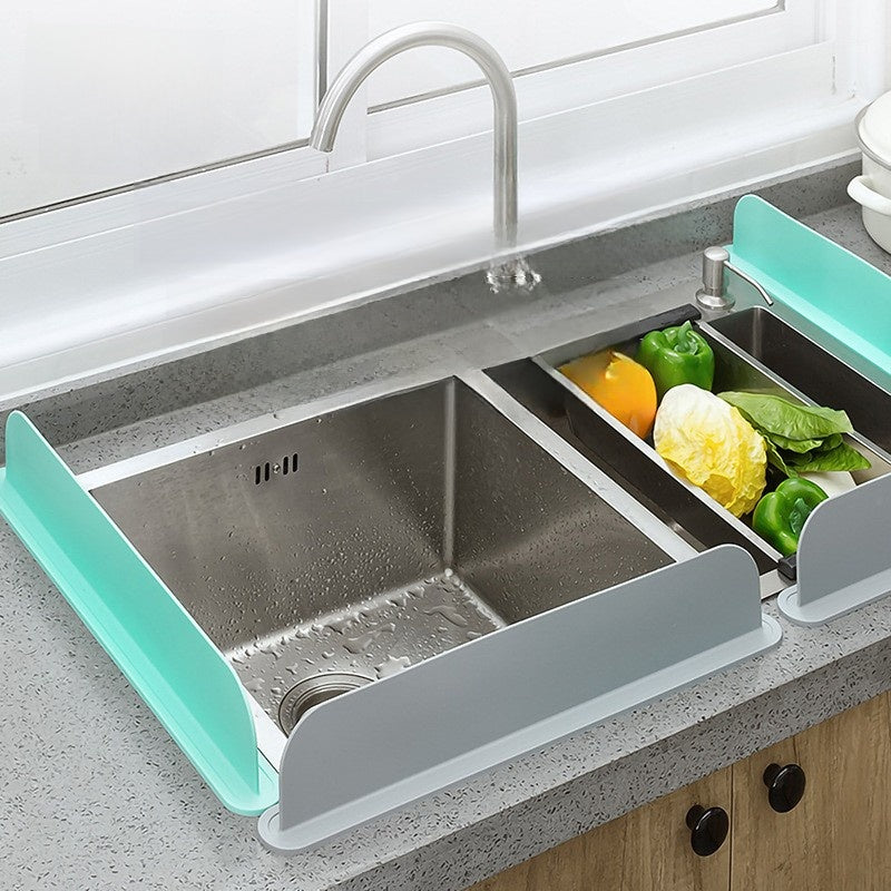 Kitchen silicone water deflector