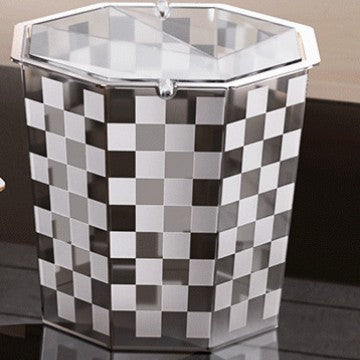 Kitchen trash can