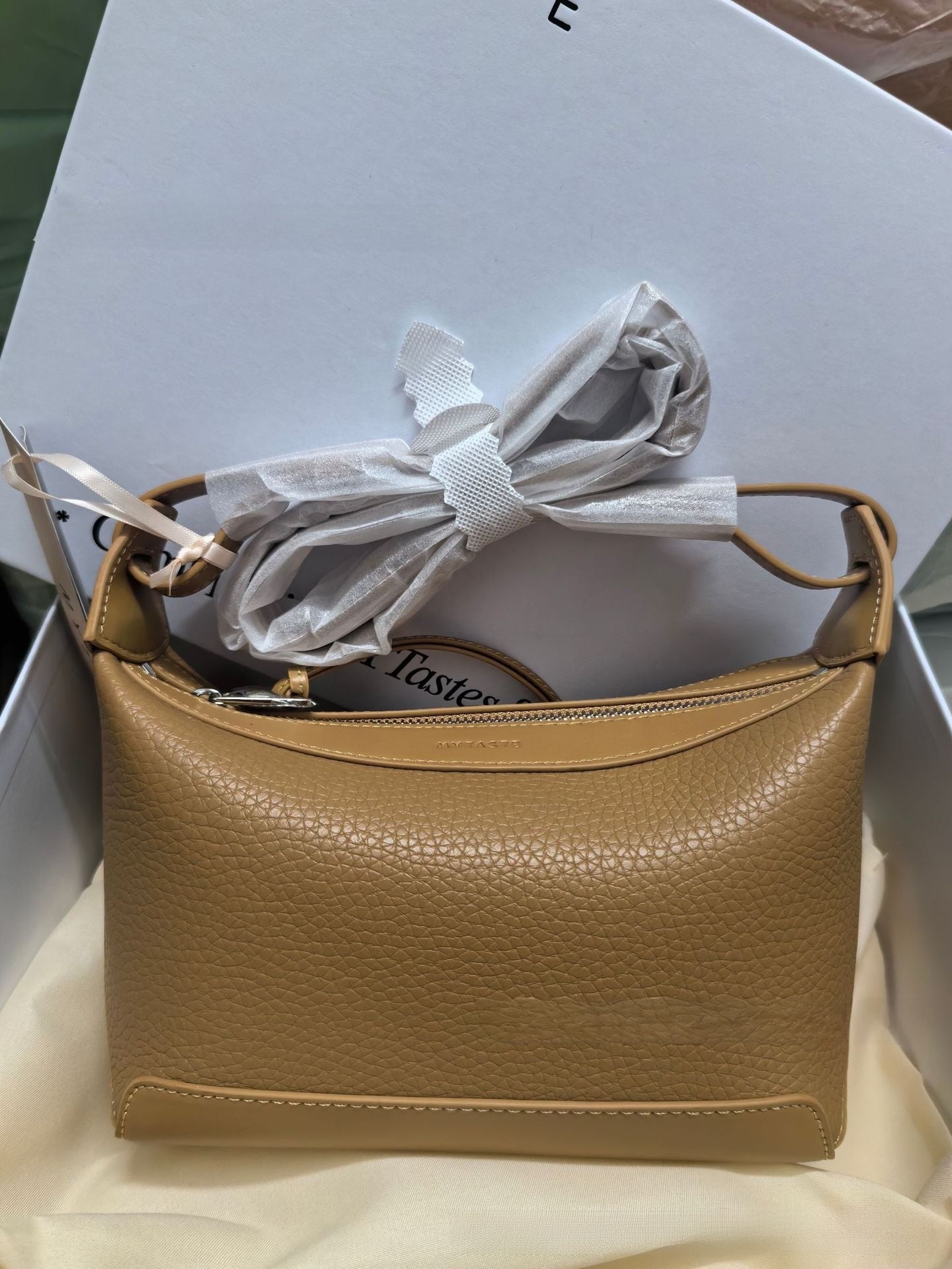 Kite Series Crossbody Bag