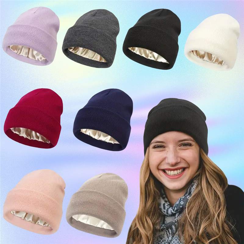Knit hat with lining fabric