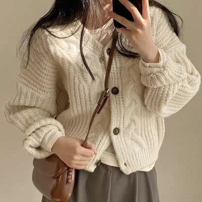 Knitted cardigan sweater