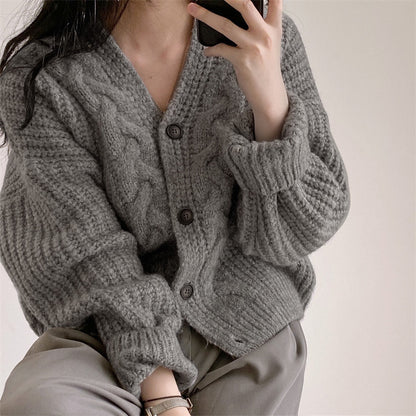 Knitted cardigan sweater