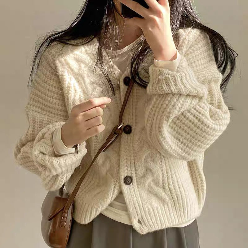 Knitted cardigan sweater
