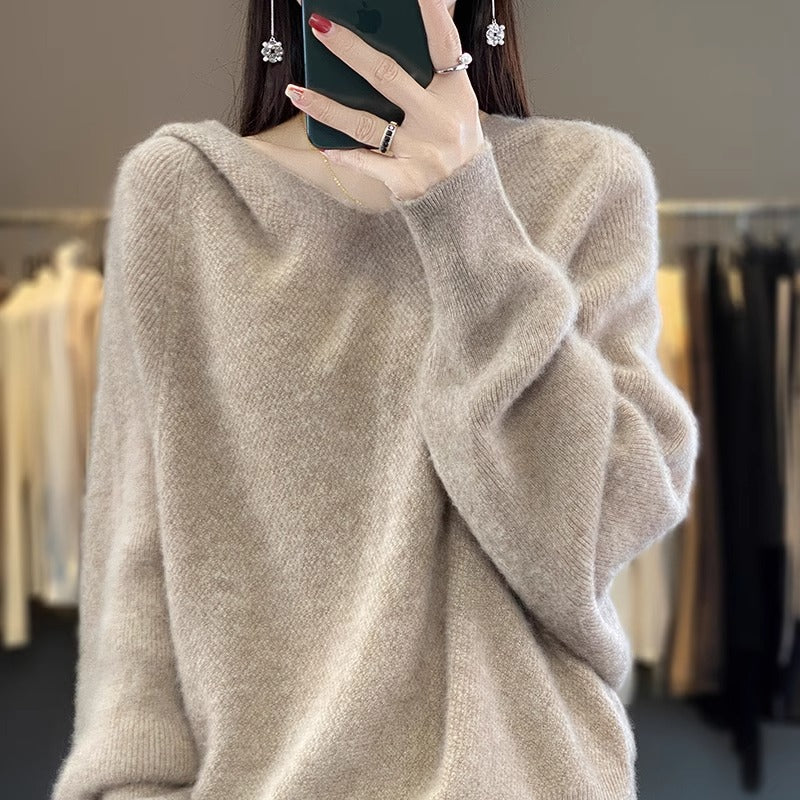 Knitted cashmere hoodie