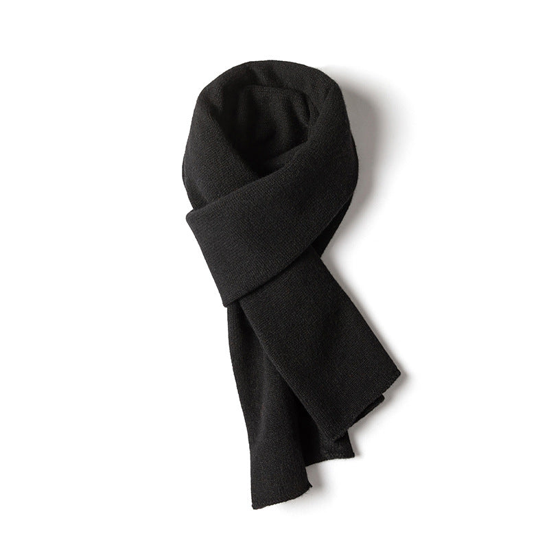Knitted cashmere scarf