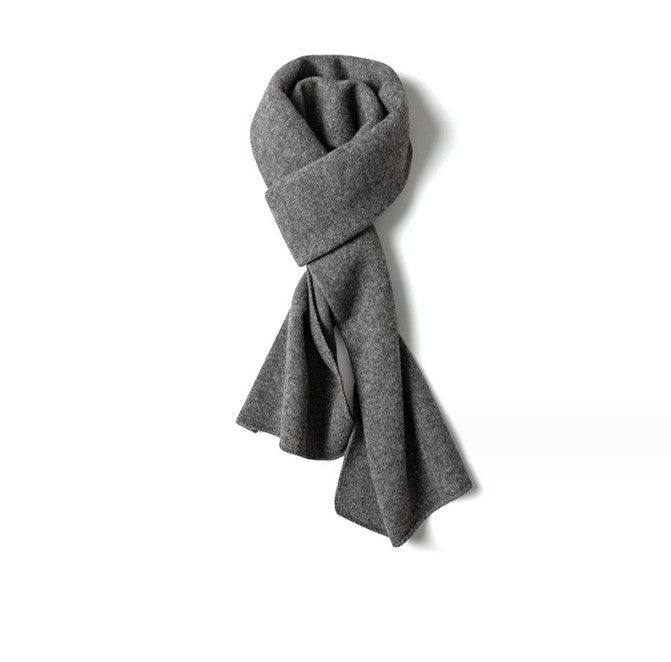 Knitted cashmere scarf