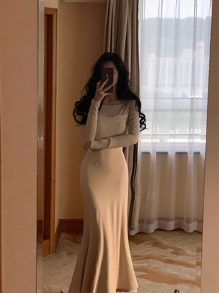 Knitted long-sleeve dress