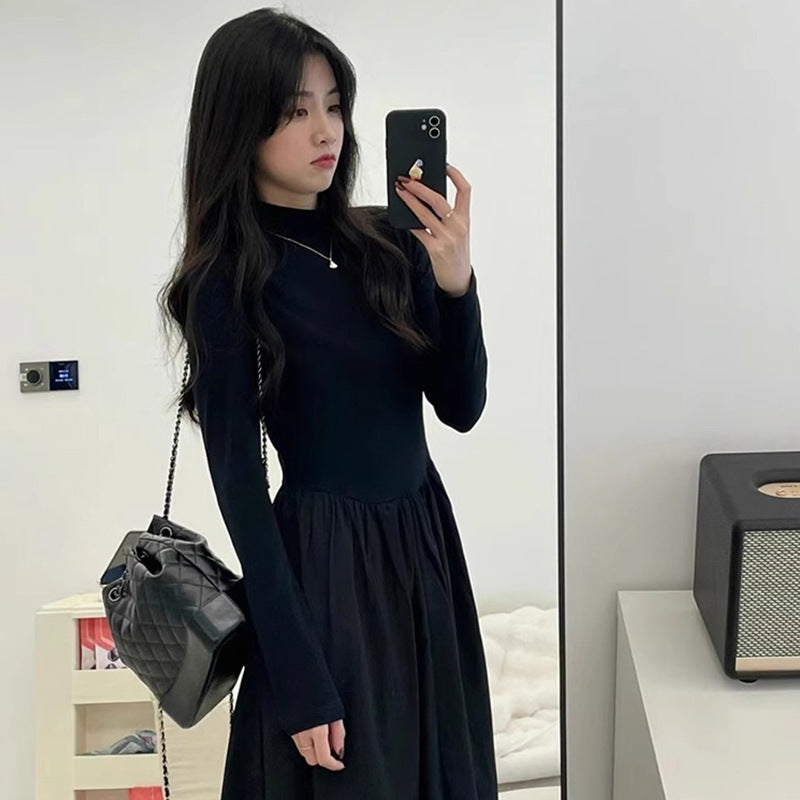 Knitted long-sleeved dress