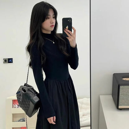 Knitted long-sleeved dress