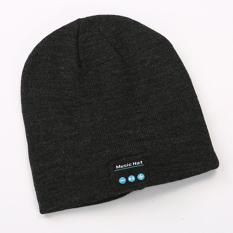 Knitted pullover Bluetooth headphones