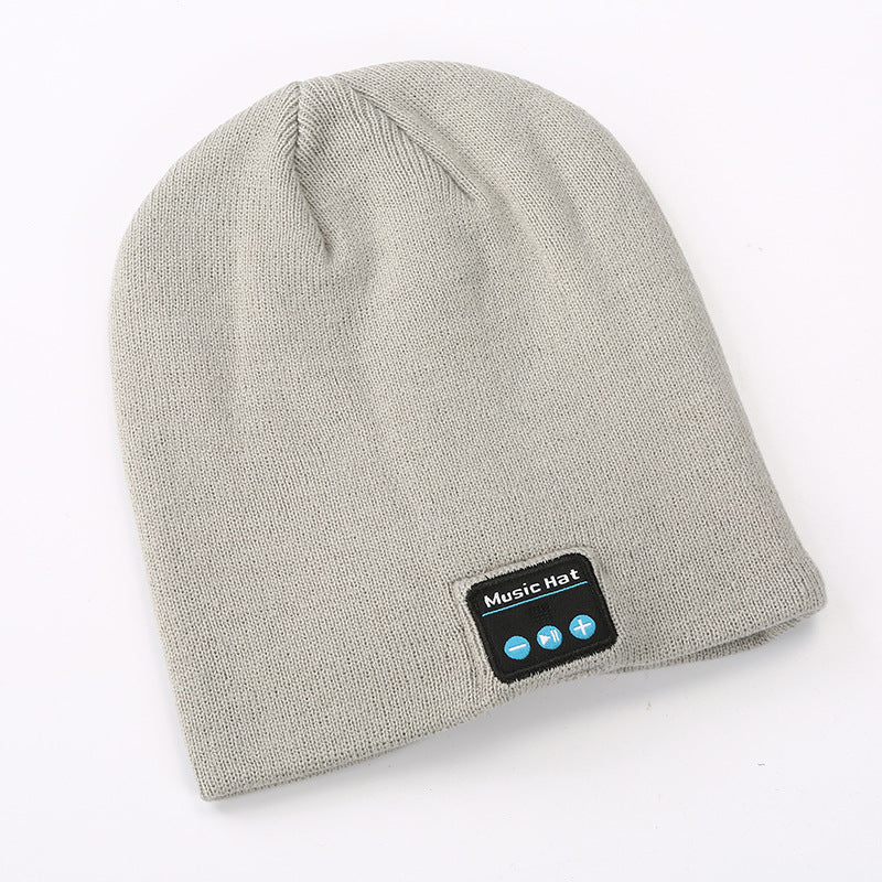 Knitted pullover Bluetooth headphones