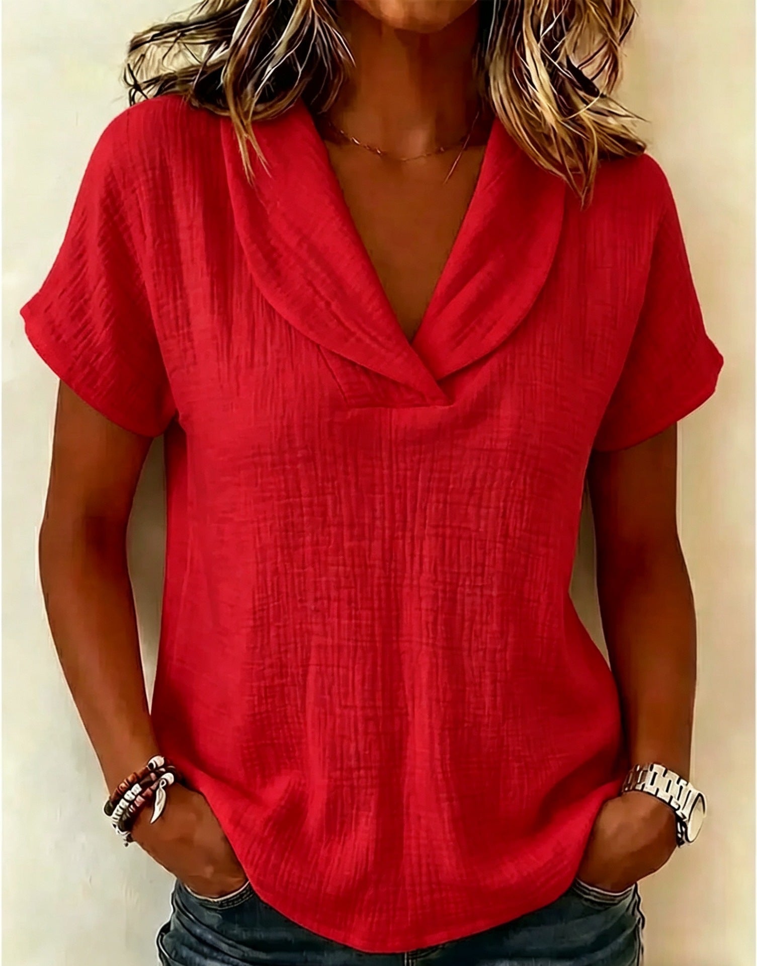 Knitted short-sleeved top