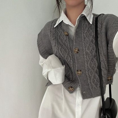 Knitted sleeveless vest