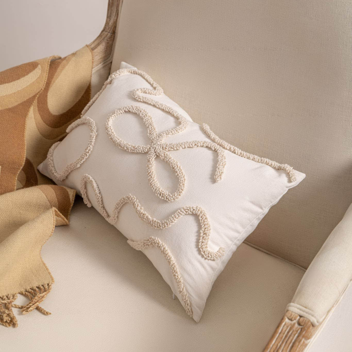 Knitted Tassel Pillow Case