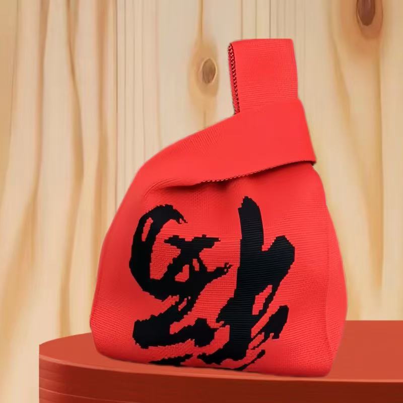 Knitted tote bag