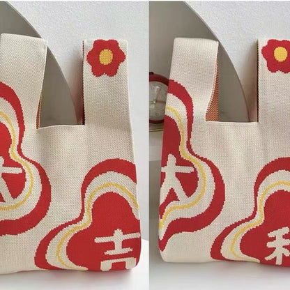 Knitted tote bag