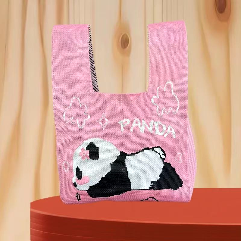 Knitted tote bag