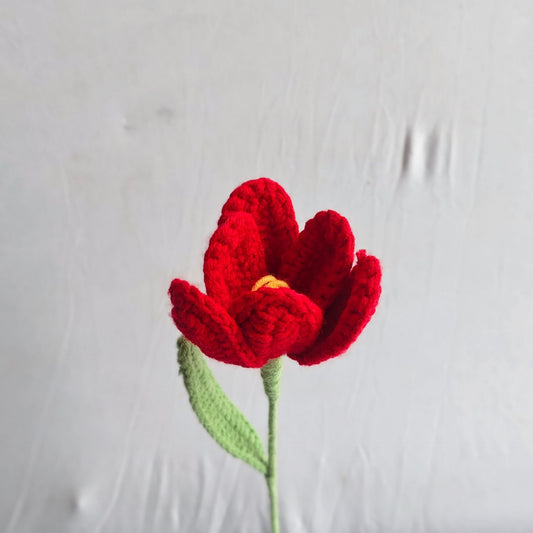 Knitted tulip wool flower