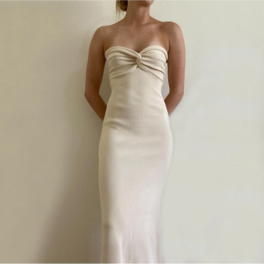 Knitted twisted knitted dress