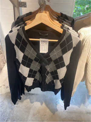knitwear cardigan
