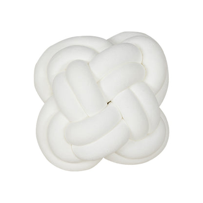 Knotted pillow