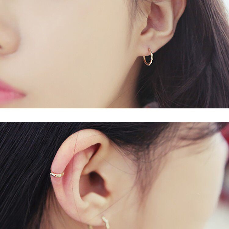 Korean 10K Gold Earrings for Women, Faceted and Engraved Round Ear Clips/Ear Cuffs