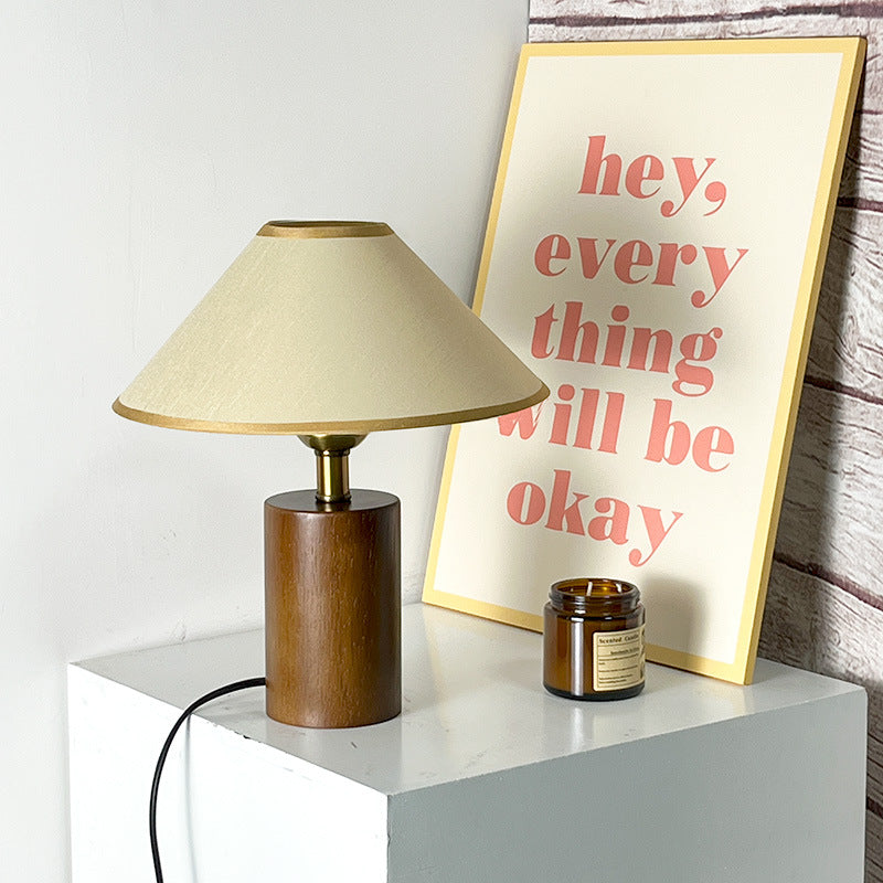 Korean Retro Pleated Table Lamp for Bedroom Decoration