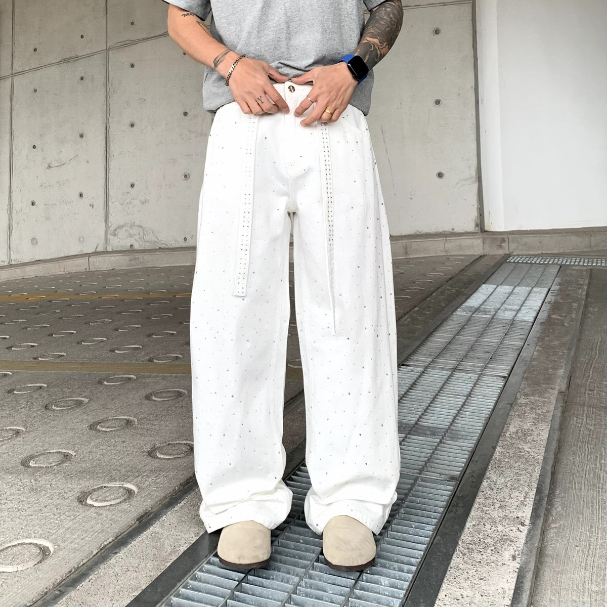 Korean-style jeans
