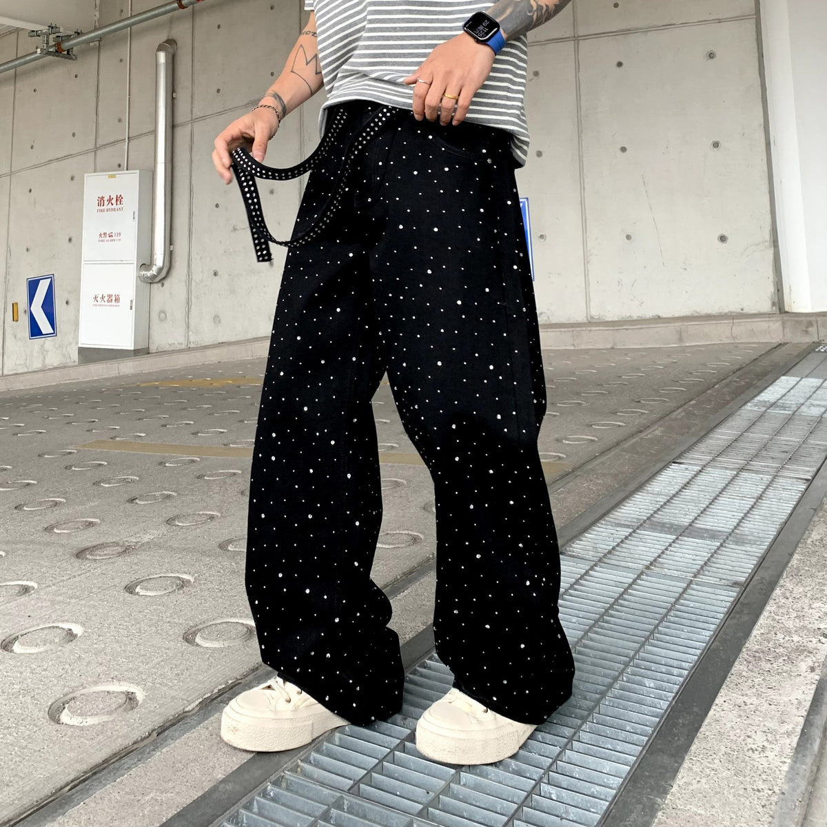 Korean-style jeans