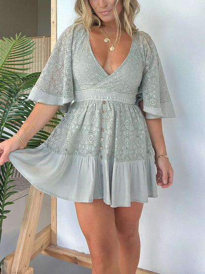 Lace Batwing Sleeve Midi Dress