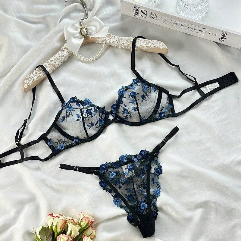 Lace Bra and Thong Set with Steel Support