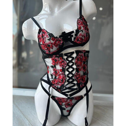 Lace Embroidered Underwire Bra