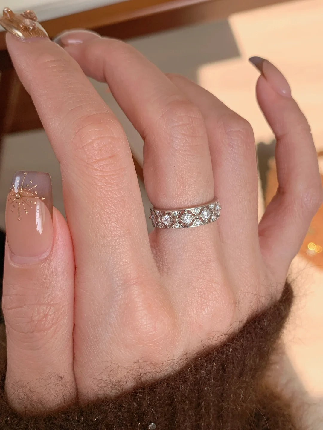 Lace garland ring