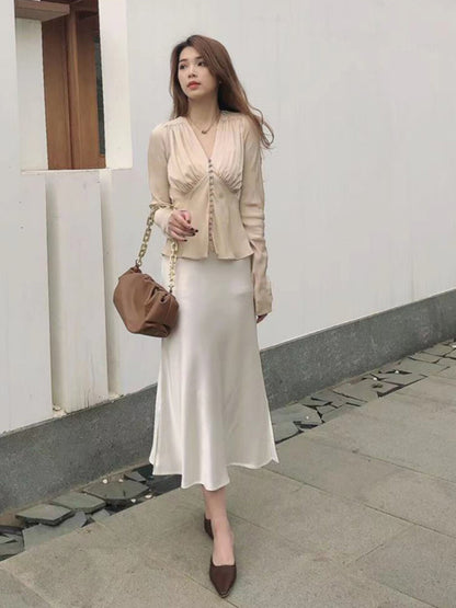 Lace half-length skirt