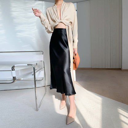 Lace half-length skirt