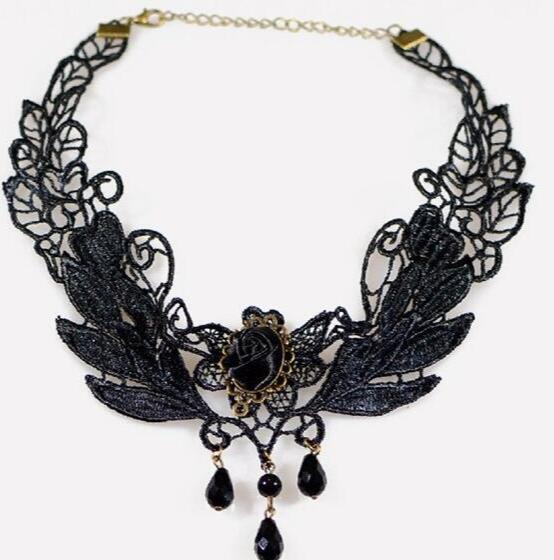 Lace Necklace