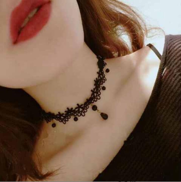 Lace Necklace