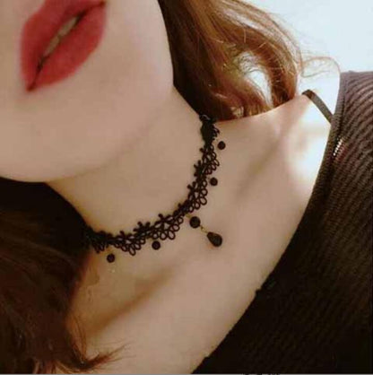 Lace Necklace