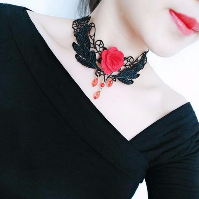 Lace Necklace