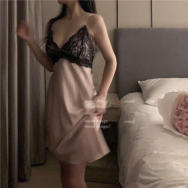 Lace Trim Backless Nightdress