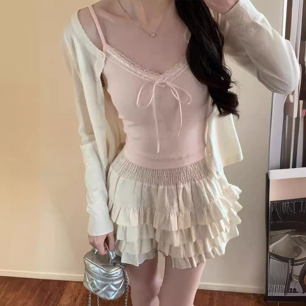 Lace-trimmed strapless vest