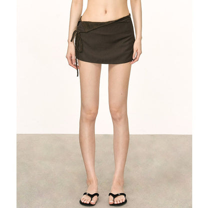 Lace-up skirt